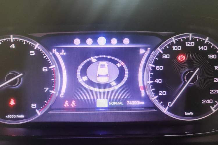 Used GAC Trumpchi M6 2019 270T DCT Luxury Edition (6-seater) China VI Odometer Close Up