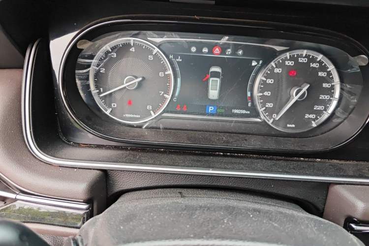 Used GAC Trumpchi M6 2019 270T Automatic Luxury Edition (7-seater) China V Standard Odometer Close Up