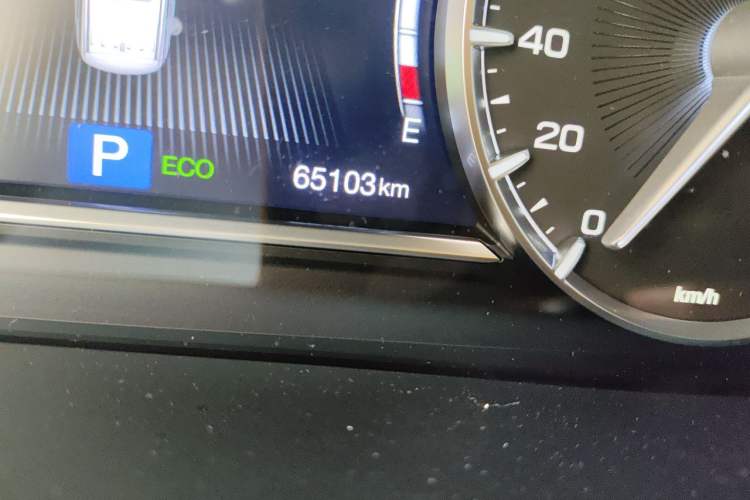 Used GAC Trumpchi M6 2019 270T Automatic Prestige Edition (6-seater) - China V Standard Odometer Close Up