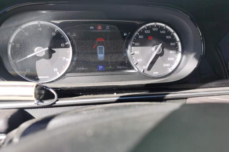 Used GAC Trumpchi M6 2019 270T DCT Luxury Edition (7-seater) China VI Odometer Close Up