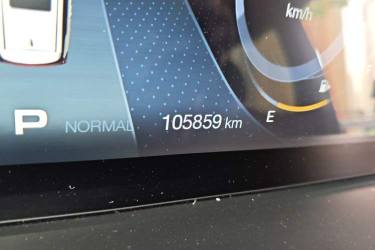 Used GAC Trumpchi M6 2019 270T Automatic Prestige Edition (6-seater) - China V Standard Odometer Close Up