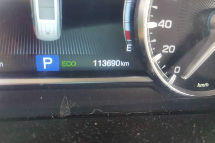 Used GAC Trumpchi M6 2019 270T Automatic Luxury Edition (7-seater) China V Standard Odometer Close Up