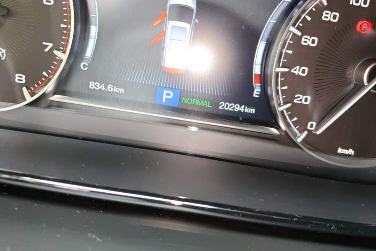 Used GAC Trumpchi M6 2019 270T DCT Luxury Edition (7-seater) China VI Odometer Close Up