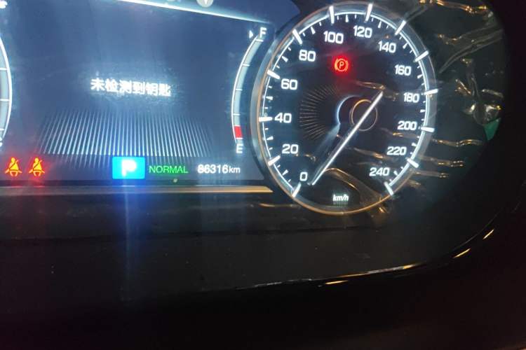 Used GAC Trumpchi M6 2019 270T DCT Luxury Edition (7-seater) China VI Odometer Close Up
