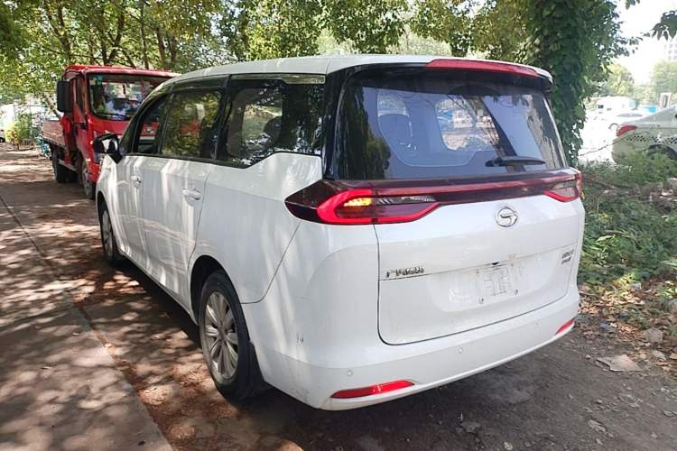 Used GAC Trumpchi M6 2019 270T Automatic Luxury Edition (7-seater) China V Standard Rear Left 45 Deg