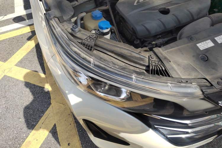 Used GAC Trumpchi M6 2019 270T DCT Luxury Edition (6-seater) China VI Right Front Headlight