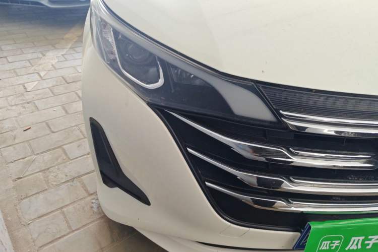 Used GAC Trumpchi M6 2019 270T DCT Luxury Edition (6-seater) China VI Right Front Headlight