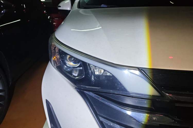 Used GAC Trumpchi M6 2019 270T DCT Luxury Edition (6-seater) China VI Right Front Headlight