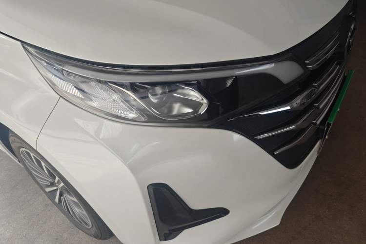 Used GAC Trumpchi M6 2019 270T DCT Prestige Edition (7-seater) China VI Right Front Headlight
