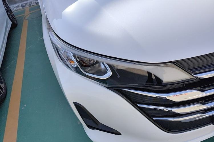 Used GAC Trumpchi M6 2019 270T DCT Luxury Edition (7-seater) China VI Right Front Headlight