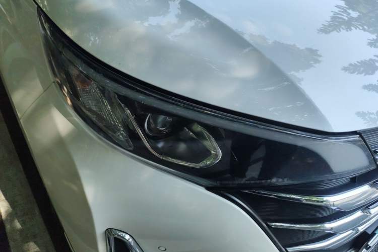 Used GAC Trumpchi M6 2019 270T DCT Luxury Edition (7-seater) China VI Right Front Headlight