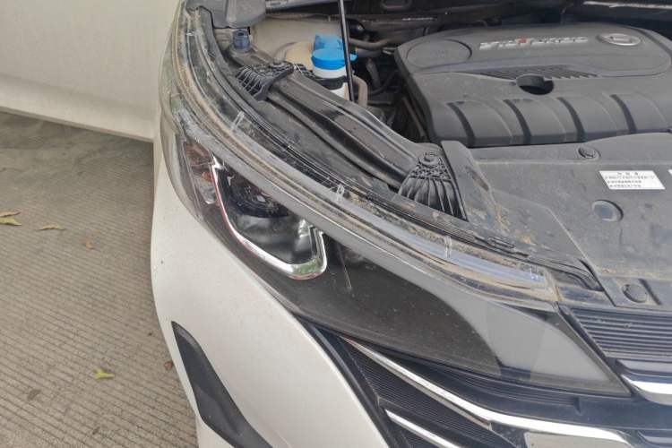 Used GAC Trumpchi M6 2019 270T DCT Luxury Edition (7-seater) China VI Right Front Headlight