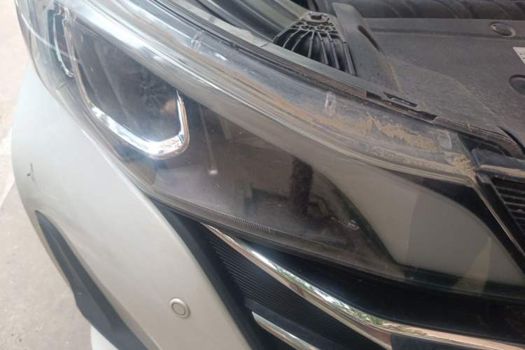 Used GAC Trumpchi M6 2019 270T DCT Luxury Edition (7-seater) China VI Right Front Headlight