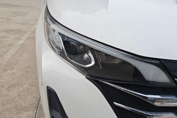 Used GAC Trumpchi M6 2019 270T DCT Luxury Edition (6-seater) China VI Right Front Headlight