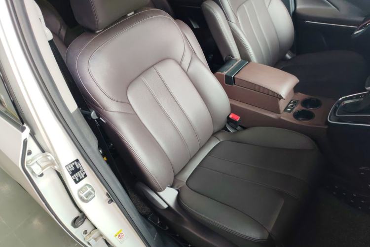 Used GAC Trumpchi M6 2019 270T DCT Luxury Edition (6-seater) China VI Right Front Seat
