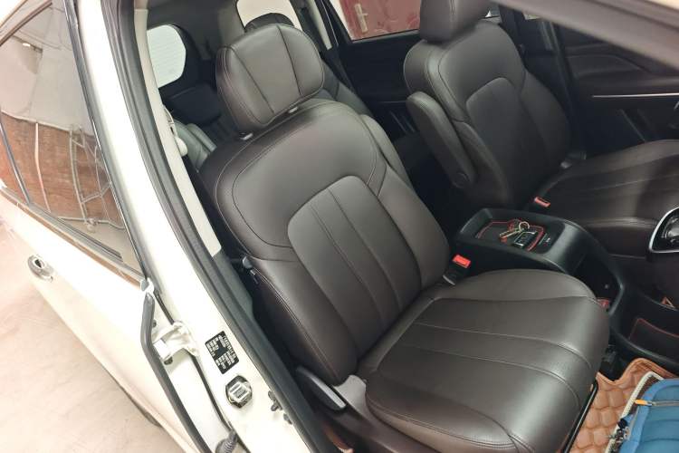 Used GAC Trumpchi M6 2019 270T DCT Luxury Edition (7-seater) China VI Right Front Seat