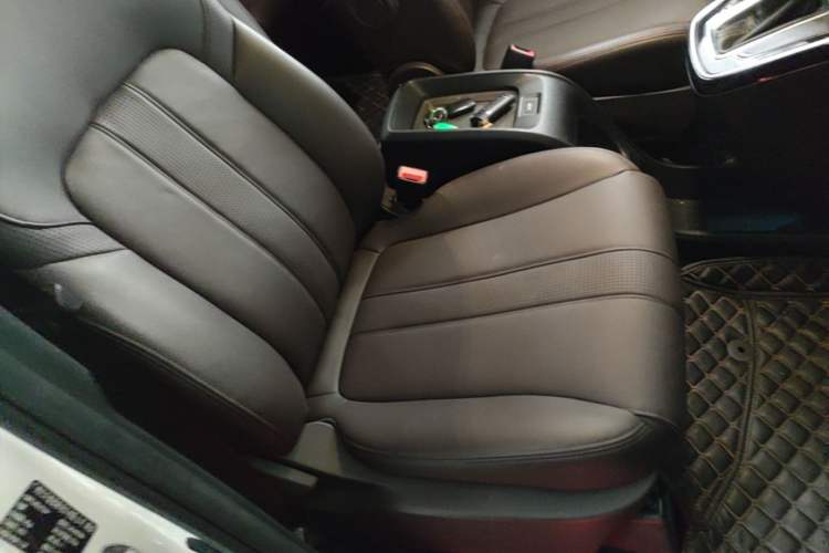Used GAC Trumpchi M6 2019 270T DCT Prestige Edition (6-Seater) China VI Right Front Seat