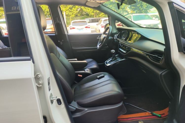 Used GAC Trumpchi M6 2019 270T Automatic Luxury Edition (6-seater) - China V Standard Right Front Seat