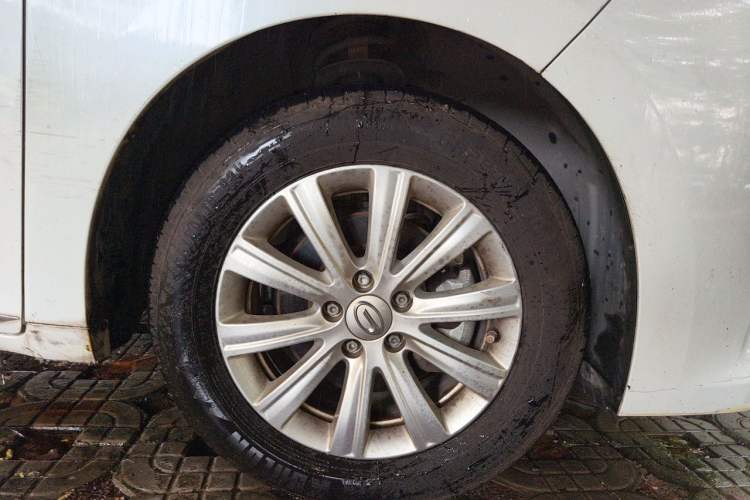 Used GAC Trumpchi M6 2019 270T DCT Luxury Edition (6-seater) China VI Right Front Wheel Hub