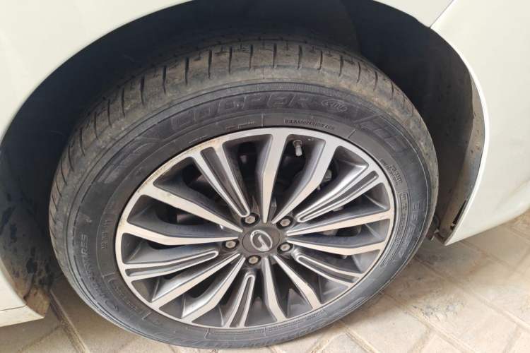 Used GAC Trumpchi M6 2019 270T DCT Luxury Edition (6-seater) China VI Right Front Wheel Hub