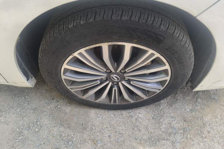 Used GAC Trumpchi M6 2019 270T DCT Luxury Edition (6-seater) China VI Right Front Wheel Hub