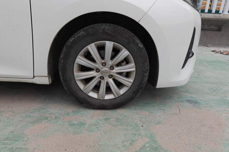 Used GAC Trumpchi M6 2019 270T DCT Luxury Edition (7-seater) China VI Right Front Wheel Hub