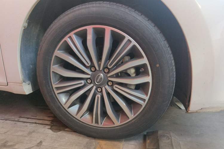Used GAC Trumpchi M6 2019 270T DCT Luxury Edition (6-seater) China VI Right Front Wheel Hub