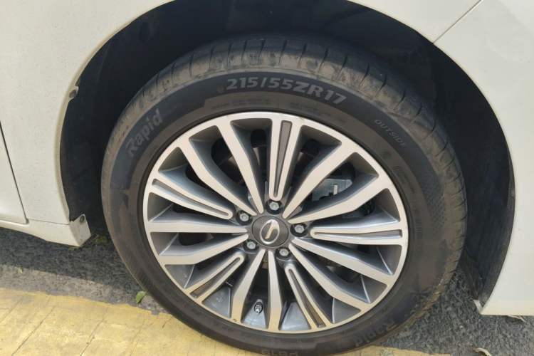 Used GAC Trumpchi M6 2019 270T DCT Luxury Edition (6-seater) China VI Right Front Wheel Hub