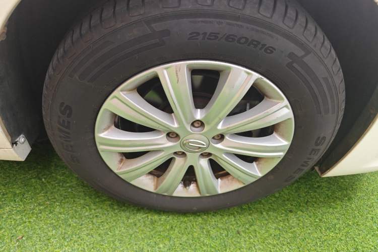 Used GAC Trumpchi M6 2019 270T DCT Luxury Edition (7-seater) China VI Right Front Wheel Hub