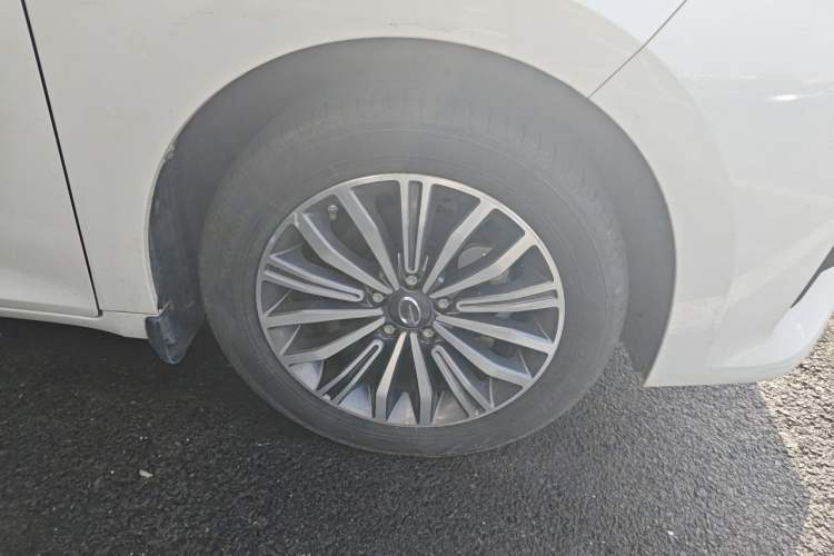 Used GAC Trumpchi M6 2019 270T DCT Luxury Edition (6-seater) China VI Right Front Wheel Hub