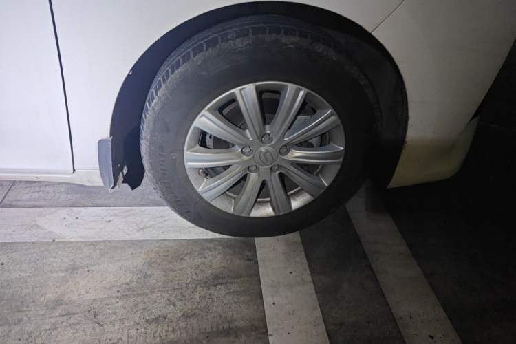 Used GAC Trumpchi M6 2019 270T DCT Luxury Edition (7-seater) China VI Right Front Wheel Hub