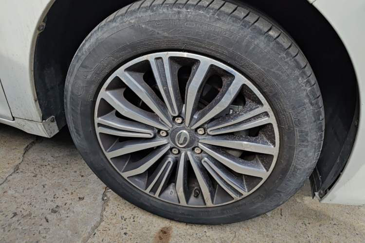 Used GAC Trumpchi M6 2019 270T DCT Prestige Edition (6-Seater) China VI Right Front Wheel Hub