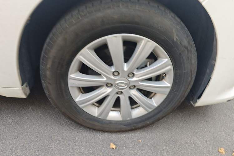 Used GAC Trumpchi M6 2019 270T DCT Elite Edition (7-seater) China VI Right Front Wheel Hub