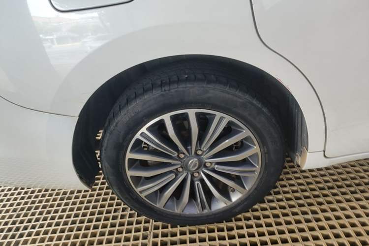 Used GAC Trumpchi M6 2019 270T DCT Luxury Edition (6-seater) China VI Right Rear Wheel Hub