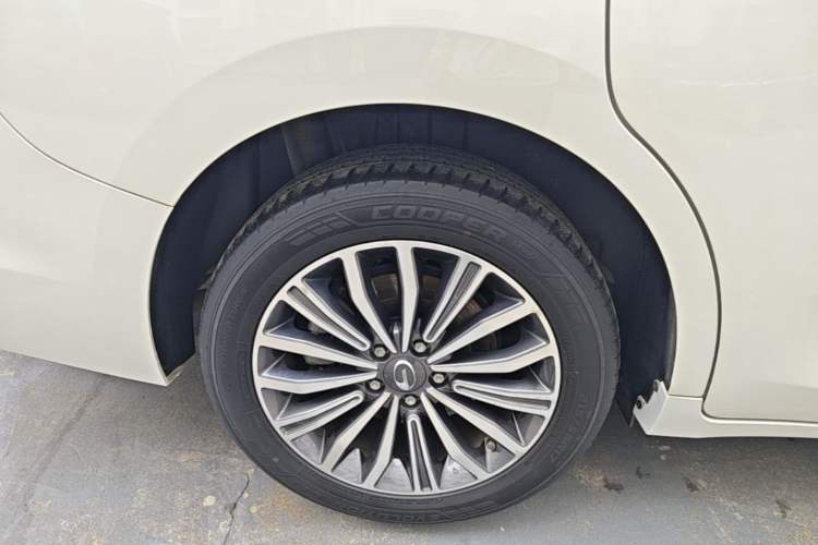 Used GAC Trumpchi M6 2019 270T DCT Luxury Edition (7-seater) China VI Right Rear Wheel Hub