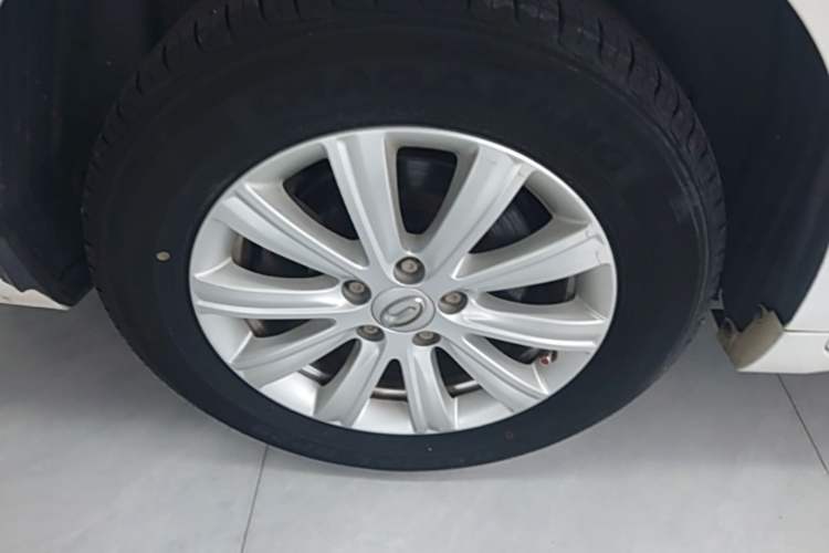 Used GAC Trumpchi M6 2019 270T Automatic Luxury Edition (7-seater) China V Standard Right Rear Wheel Hub