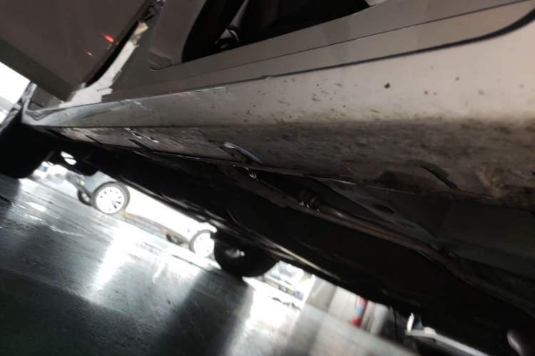 Used GAC Trumpchi M6 2019 270T DCT Prestige Edition (6-Seater) China VI Right Side Sill