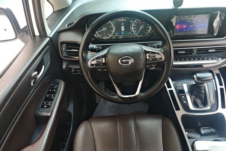 Used GAC Trumpchi M6 2019 270T Automatic Luxury Edition (7-seater) China V Standard Steering Wheel
