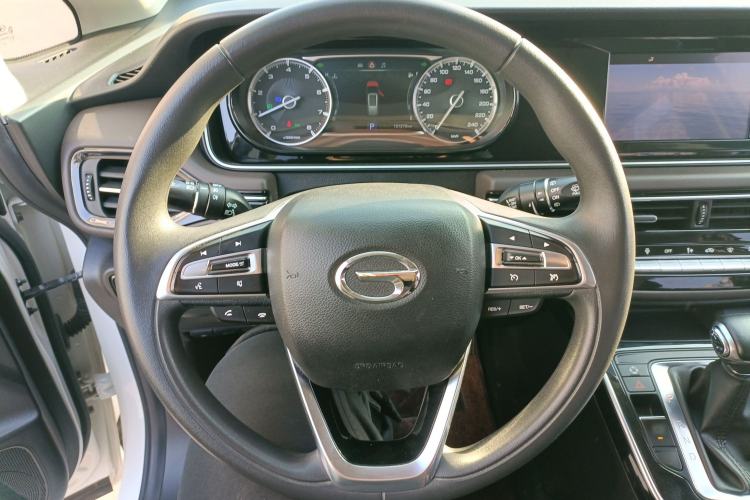 Used GAC Trumpchi M6 2019 270T Automatic Luxury Edition (6-seater) - China V Standard Steering Wheel
