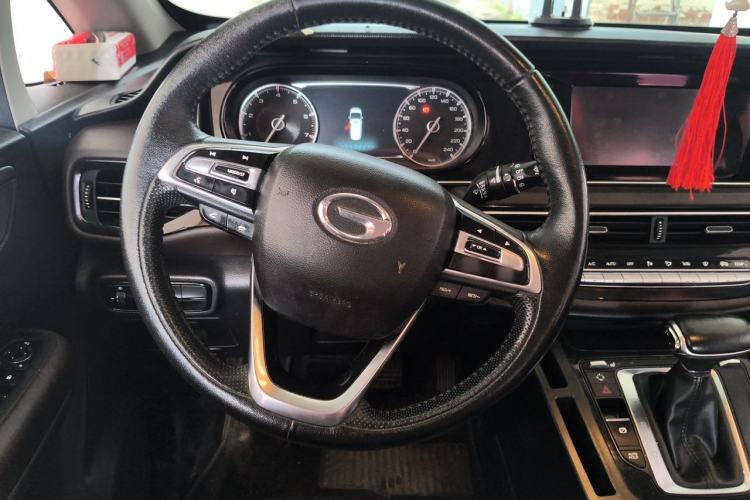 Used GAC Trumpchi M6 2019 270T Automatic Luxury Edition (7-seater) China V Standard Steering Wheel