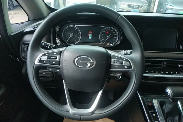 Used GAC Trumpchi M6 2019 270T Automatic Luxury Edition (6-seater) - China V Standard Steering Wheel
