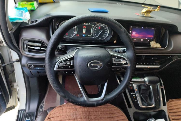 Used GAC Trumpchi M6 2019 270T Automatic Luxury Edition (7-seater) China V Standard Steering Wheel