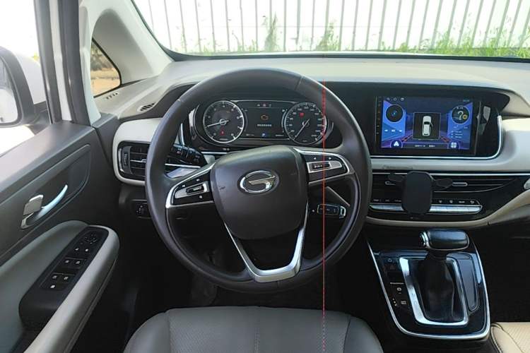 Used GAC Trumpchi M6 2019 270T DCT Elite Edition (7-seater) China VI Steering Wheel