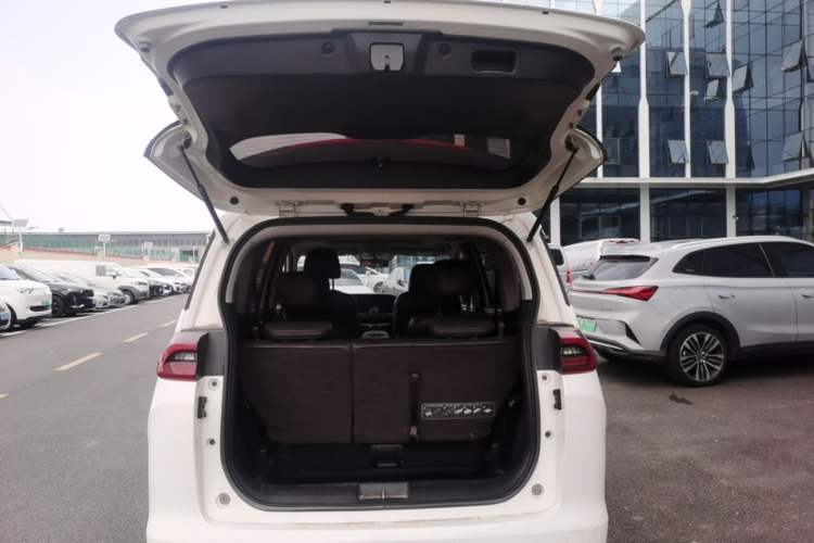 Used GAC Trumpchi M6 2019 270T DCT Luxury Edition (6-seater) China VI Trunk