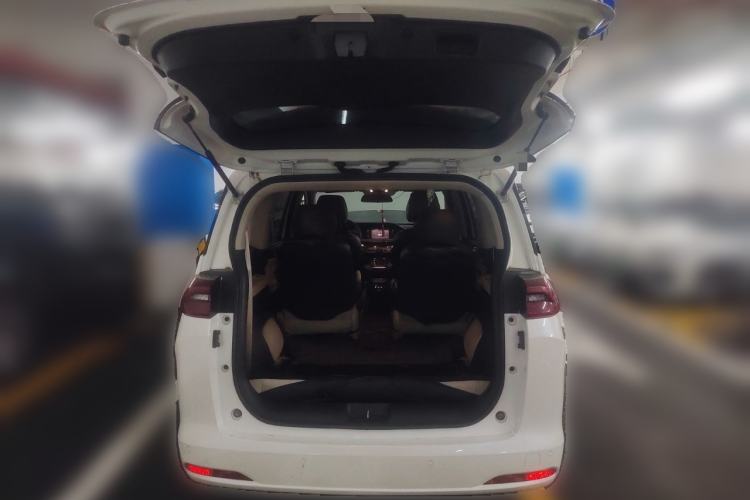 Used GAC Trumpchi M6 2019 270T DCT Elite Edition (7-seater) China VI Trunk