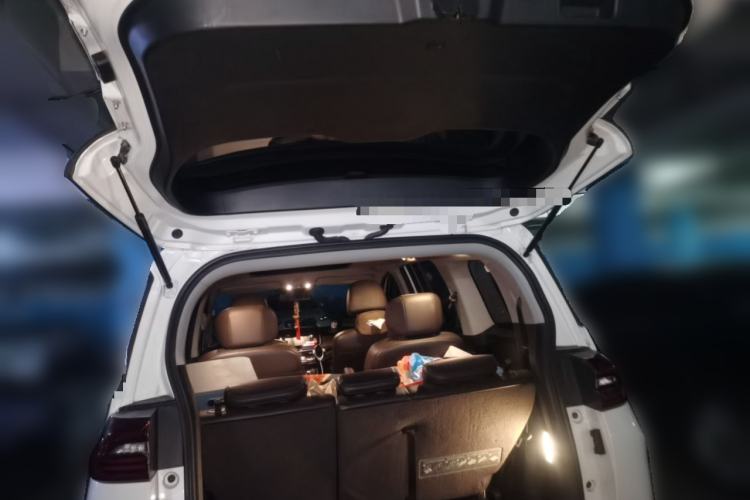 Used GAC Trumpchi M6 2019 270T Automatic Luxury Edition (7-seater) China V Standard Trunk