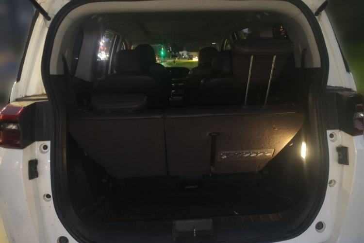 Used GAC Trumpchi M6 2019 270T DCT Luxury Edition (6-seater) China VI Trunk