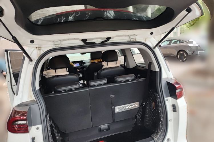 Used GAC Trumpchi M6 2019 270T DCT Luxury Edition (7-seater) China VI Trunk