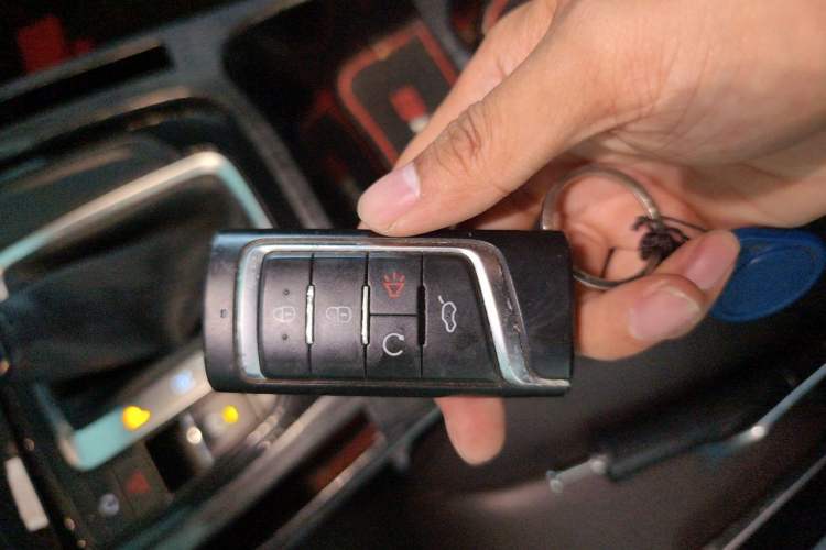 Used GAC Trumpchi M6 2019 270T DCT Luxury Edition (6-seater) China VI Vehicle Key
