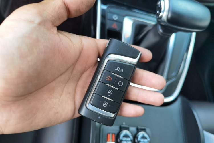 Used GAC Trumpchi M6 2019 270T Automatic Elite Edition (7-seater) China V Standard Vehicle Key